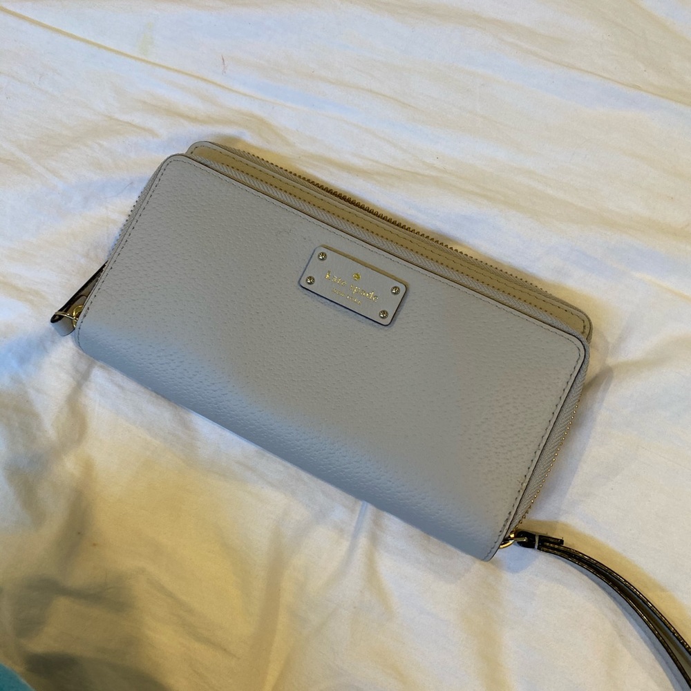 Kate spade grey clutch